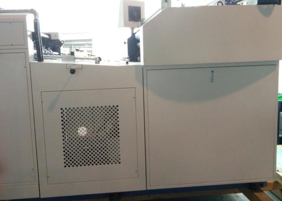 China Volledig Automatische Industriële het Lamineren Machine met het Verwarmen Twee Rol leverancier