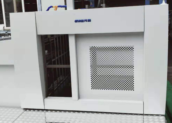 China Industrieel het Lamineren van hoge Precisie Groot Feedar Materiaal met het Automatische Tellen Etiketmachine leverancier